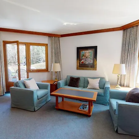 Belvair 31 Apartment